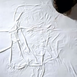 The Art of Ironing - Philips Russia shows you what can be done with an iron and a sheet to turn it into a few masterpieces