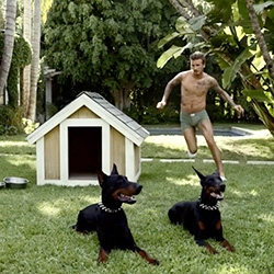 Guy Ritchie directs a mini film for H&M's underwear collection with David Beckam - a fun race across yards chasing the Range Rover that has his robe...