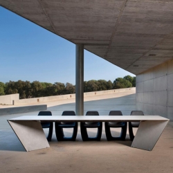 Angle Table is designed by Barcelona-based Serra & Delarocha for Calma.