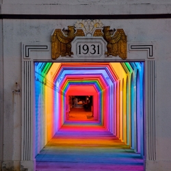 In Birmingham, Alabama the 18th Street underpass has been officially pizazzed by a progression of neon lights. Artist Bill FitzGibbons calls it Light Rails putting on quite a show greeting the city with a kick ass bolt of electricity.
