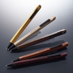 MACINARI are handmade pencils made almost entirely from wood. 