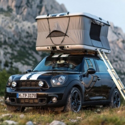 MINI brings back the roof top tent with the amazing  Countryman ALL4 Camp. Still a concept, but this little beast might become real. You never know …