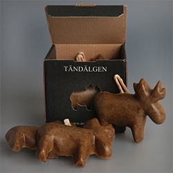 Moose shaped natural Fire Lighters made in Sweden from a mixture of sawdust, wax and tar.