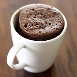 5 Minute Chocolate Mug Cake - A gluten free chocolate cake in a mug! Almost Bourdain's mini dessert looks amazing.