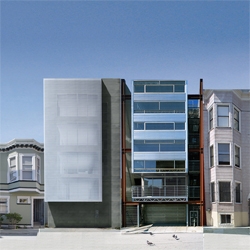 Natoma Architects building in San Francisco adds contemporary architecture to the city. Simple materials enclose flexible and luminous spaces.