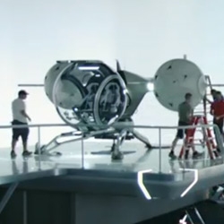 A look at the design behind the BubbleShip from the movie Oblivion starring Tom Cruise.