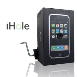 Scot Hampton has made a camera from the iPhone box... the iHole!