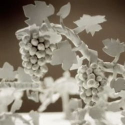 Wow, incredibly paper sculpting in this advert by Olivier Gondry for Beringer Vineyard.