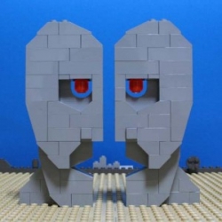 20 album covers recreated in lego. Beatles, Muse, Bruce Springsteen, Norah Jones and many others.