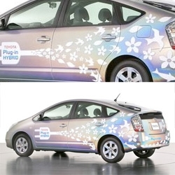 Plug in Prius coming in early 09? Love the graphics and coloration of this image... (although it does kind of look like the colors soap/oily bubbles make...)