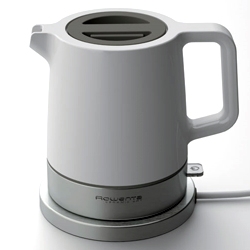 'Ceramic Art' kettle  by eliumstudio for Rowenta. Really nice material combination in large scale home appliance production.
