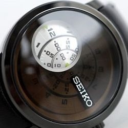 Seiko Japan's new Discus watch uses a series of continuously spinning aluminum discs to tell the current time.