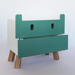 The Mostros (monsters) collection designed by Oscar Nuñez is born from the idea that you can impart into a piece of furniture, aimed at children, a personality that can generate a playful relationship between user and object.
