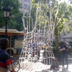 A light- and air-filled toilet paper sculpture created by a busker. I hope he used recycled toilet paper! 