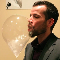 Alinea's Edible Balloon ~ A video introduction to a delicious dessert that's lighter than air!