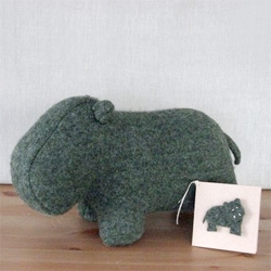 Adorable woold animals made from recycled sweaters ~ hippos, giraffes, moose, elephants and more! from Viola Studio