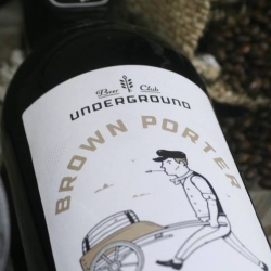 Superb project from Uruguayan creative agency, Mundial, called Underground Beer Club - offering great T-shirts, beers and a selection of other awesome wares.