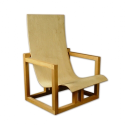 Lovely chair design from French industrial designer Vincent Bobineau.
