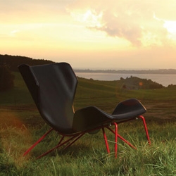Vujj is a small furniture manufacturer from Malmö, Sweden. If you ask me, their furniture is innovative and timeless.