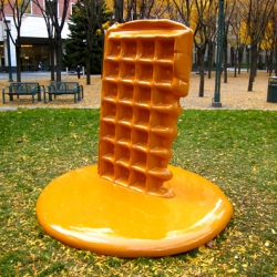 Waffle, as part of Trapdoor, runs from November 7, 2008 – September 25, 2009
MetroTech Commons (Myrtle Ave between Bridge St and Lawrence St). Downtown Brooklyn, New York. By Martha Friedman.
