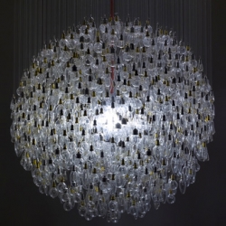 Tim Fishlock has created a dazzling chandelier made from hundreds of old incandescent light bulbs.