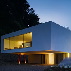 Young architects, ODOS, won ‘best house’ at the Irish Architecture Awards this year with this stunning residence in Wicklow, Ireland.